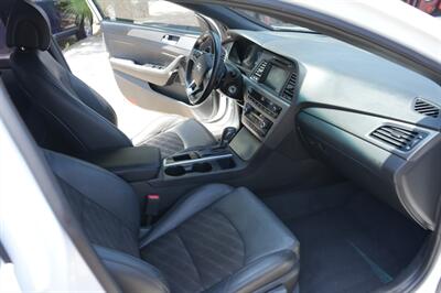 2017 Hyundai SONATA Sport 2.0T   - Photo 13 - Panorama City, CA 91402