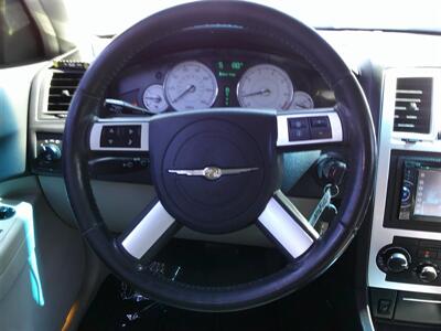 2007 Chrysler 300 Series Touring   - Photo 16 - Panorama City, CA 91402