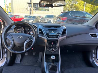 2016 Hyundai Elantra GLS   - Photo 9 - Edmonton, AB T5B 0S6