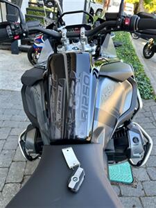 2023 BMW R1250GS ADVENTURE   - Photo 10 - San Ramon, CA 94583
