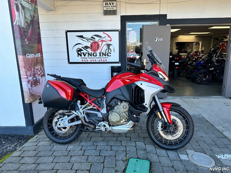 2023 Ducati Multistrada V4 S  TRAVEL & RADAR - Photo 1 - San Ramon, CA 94583