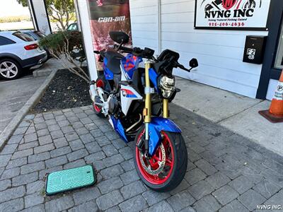 2025 BMW F900R   - Photo 2 - San Ramon, CA 94583