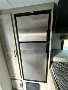 2021 Forest River Rockwood M-19 - ROO SERIES   - Photo 17 - San Ramon, CA 94583