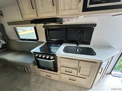 2021 Forest River Rockwood M-19 - ROO SERIES   - Photo 26 - San Ramon, CA 94583