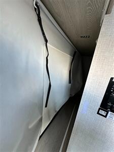 2021 Forest River Rockwood M-19 - ROO SERIES   - Photo 11 - San Ramon, CA 94583