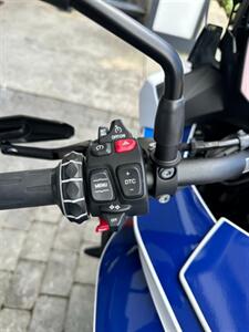 2025 BMW M 1000 XR - Photo 14 - San Ramon, CA 94583