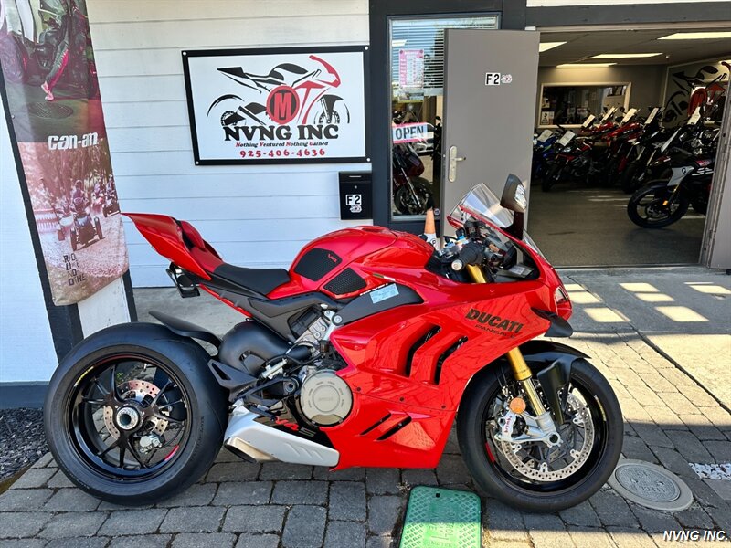 2024 Ducati Panigale V4 S   - Photo 1 - San Ramon, CA 94583