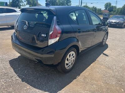 2016 Toyota Prius c One   - Photo 4 - Galloway, OH 43119