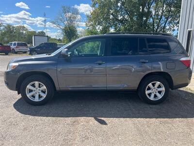 2010 Toyota Highlander   - Photo 2 - Galloway, OH 43119