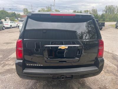 2017 Chevrolet Suburban LT   - Photo 6 - Galloway, OH 43119