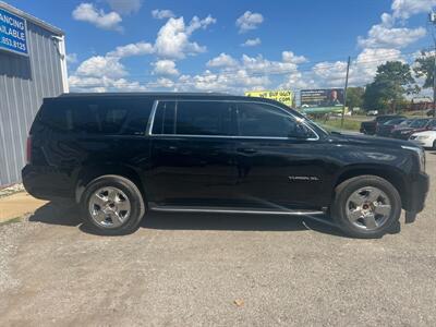 2017 GMC Yukon SLE 1500   - Photo 8 - Galloway, OH 43119