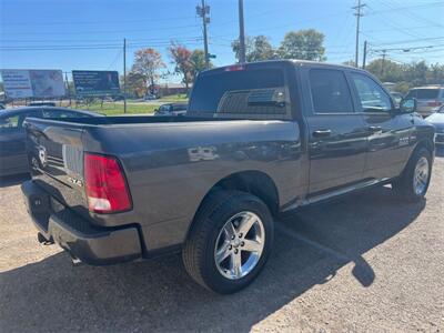 2017 RAM 1500 Express   - Photo 5 - Galloway, OH 43119