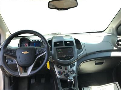 2013 Chevrolet Sonic LT Manual   - Photo 11 - Galloway, OH 43119