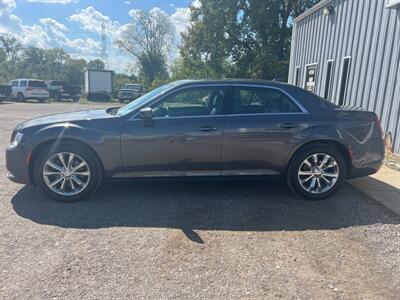 2016 Chrysler 300 Series Limited Anniversary   - Photo 2 - Galloway, OH 43119