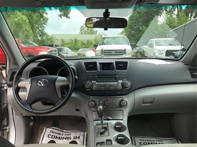 2010 Toyota Highlander   - Photo 22 - Galloway, OH 43119