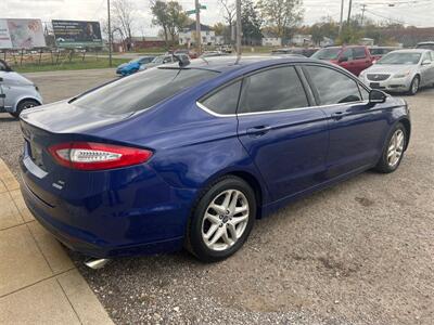 2015 Ford Fusion SE   - Photo 7 - Galloway, OH 43119