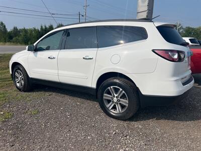 2017 Chevrolet Traverse LT   - Photo 3 - Galloway, OH 43119