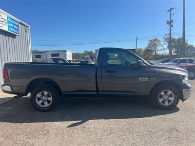 2017 RAM 1500 Tradesman   - Photo 4 - Galloway, OH 43119