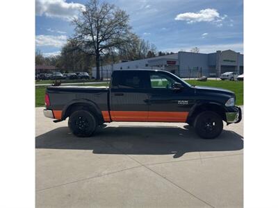 2016 RAM 1500 SLT   - Photo 3 - Galloway, OH 43119