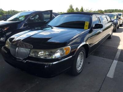 1999 Lincoln Town Car Executive Limousine   - Photo 2 - Galloway, OH 43119