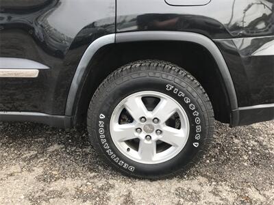 2012 Jeep Grand Cherokee Laredo   - Photo 11 - Galloway, OH 43119