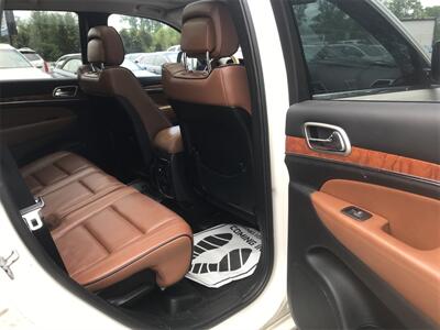 2012 Jeep Grand Cherokee Overland   - Photo 14 - Galloway, OH 43119