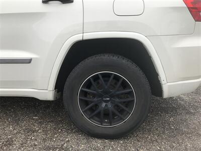 2012 Jeep Grand Cherokee Overland   - Photo 10 - Galloway, OH 43119
