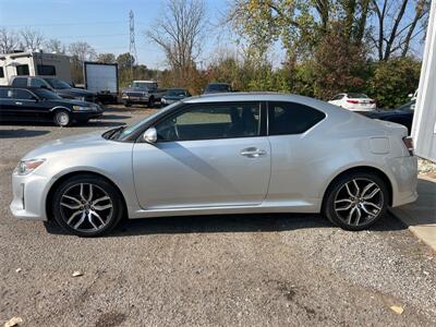 2014 Scion tC   - Photo 2 - Galloway, OH 43119