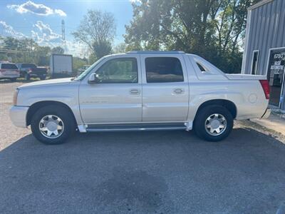 2003 Cadillac Escalade   - Photo 1 - Galloway, OH 43119