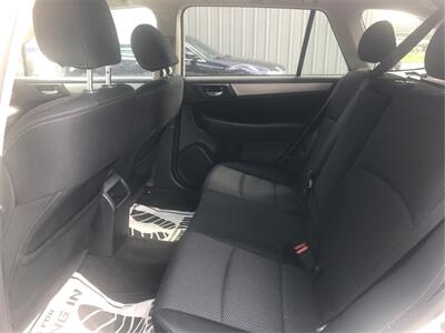 2015 Subaru Outback 2.5i Premium   - Photo 10 - Galloway, OH 43119