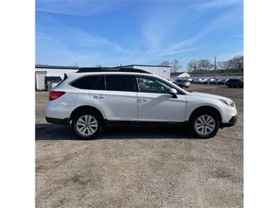2015 Subaru Outback 2.5i Premium   - Photo 3 - Columbus, OH 43223