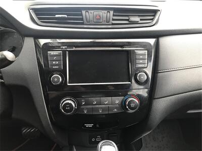 2018 Nissan Rogue S   - Photo 13 - Galloway, OH 43119