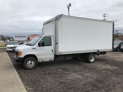 2004 Ford E-Series Van E450   - Photo 1 - Galloway, OH 43119