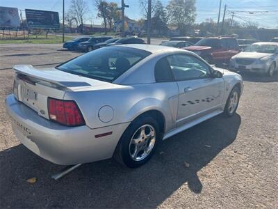 2004 Ford Mustang   - Photo 5 - Galloway, OH 43119