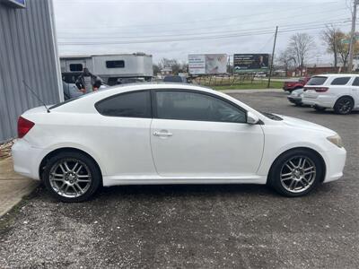 2005 Scion tC   - Photo 3 - Galloway, OH 43119