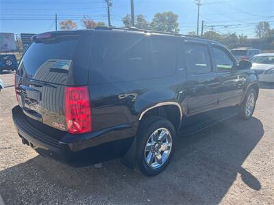 2013 GMC Yukon SLT   - Photo 5 - Galloway, OH 43119