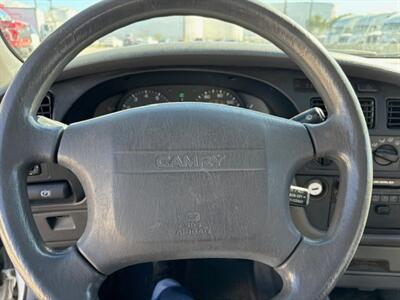 1996 Toyota Camry LE V6   - Photo 7 - Bloomington, CA 92316