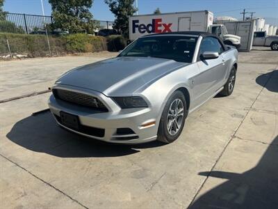 2014 Ford Mustang V6  