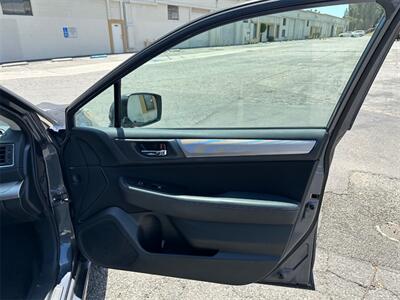 2015 Subaru Legacy 2.5i Premium   - Photo 15 - Northridge, CA 91324