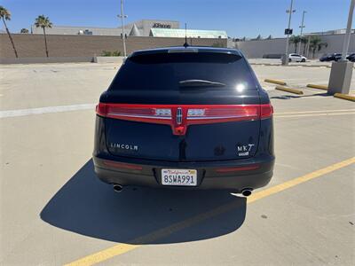2015 Lincoln MKT Town Car Livery Fleet   - Photo 4 - Northridge, CA 91324