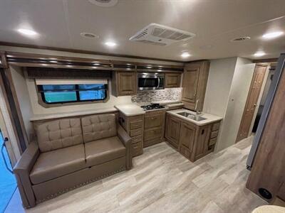 2020 Jayco Seneca 37 TS 37TS   - Photo 26 - Northridge, CA 91324