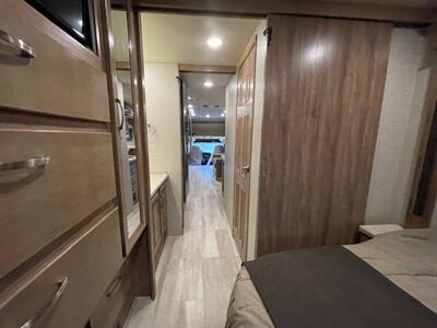 2020 Jayco Seneca 37 TS 37TS   - Photo 46 - Northridge, CA 91324