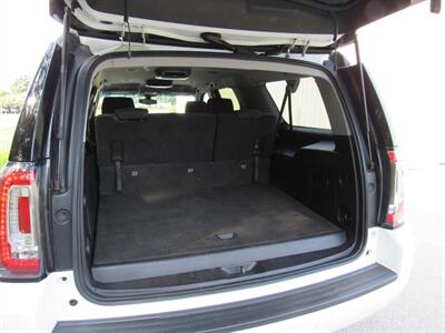 2015 GMC Yukon XL SLE   - Photo 12 - Appleton, WI 54915