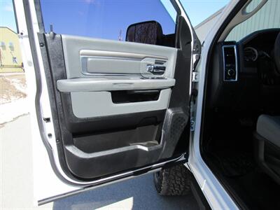 2018 RAM 2500 SLT   - Photo 22 - Appleton, WI 54915