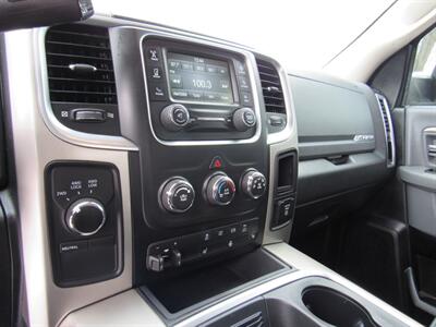 2018 RAM 2500 SLT - Photo 17 - Appleton, WI 54915