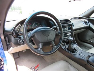 2002 Chevrolet Corvette   - Photo 16 - Appleton, WI 54915
