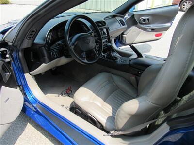 2002 Chevrolet Corvette   - Photo 13 - Appleton, WI 54915