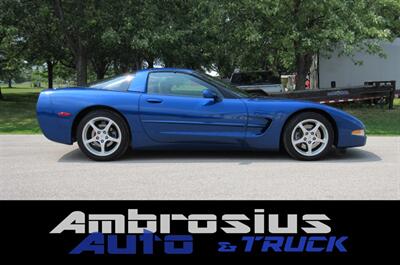 2002 Chevrolet Corvette   - Photo 2 - Appleton, WI 54915