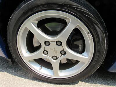 2002 Chevrolet Corvette   - Photo 23 - Appleton, WI 54915