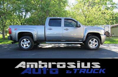 2013 Chevrolet Silverado 2500 LTZ   - Photo 2 - Appleton, WI 54915
